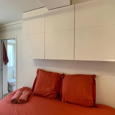 Comme D'hotel Au Coeur De ليون